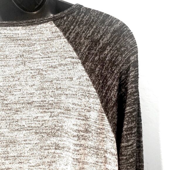 Nicole Miller New York Sweater Dress Size Medium - Picture 6 of 8